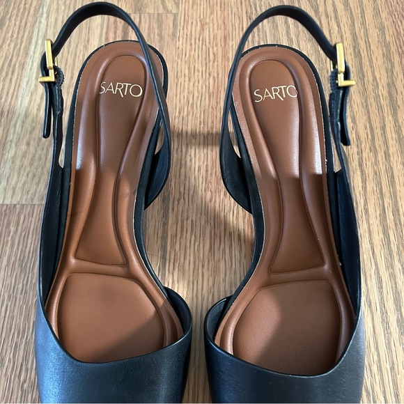 Sarto Half d'Orsay Pointed Toe Kitten Heel Pump - Picture 4 of 4